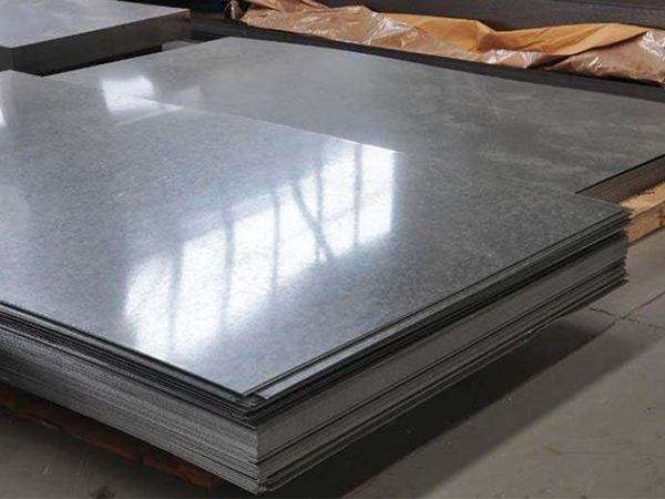 浅析镀锌板的防火等级标准-新用彩钢厂家